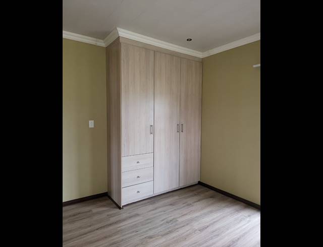 4 BEDROOM HOUSE FOR SALE IN ESTATE D' AFRIQUE